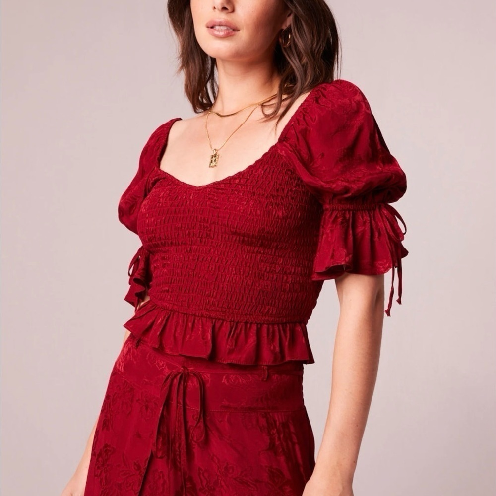 NEW Band of the Free Boho Lea Rhubarb Smocked Crop Top Boho Size XS Red Viscose - Picture 1 of 9